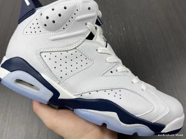 CT8529-141 Jordan Navy 6 (2022) Midnight Retro 0427
